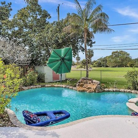 Pool Heat I Firepit And Bbq I 75"Tv I Foosball I 581Mbps Cooper City 外观 照片