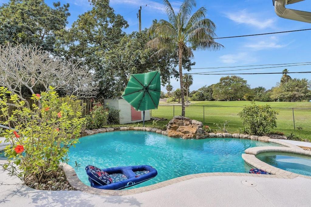 Pool Heat I Firepit And Bbq I 75"Tv I Foosball I 581Mbps Cooper City 外观 照片