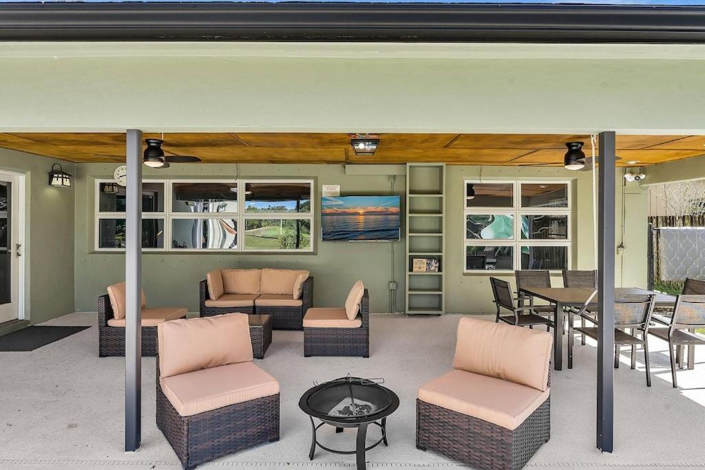Pool Heat I Firepit And Bbq I 75"Tv I Foosball I 581Mbps Cooper City 外观 照片