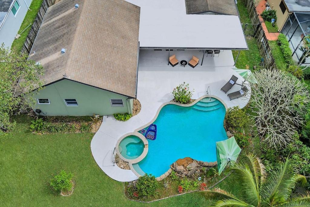 Pool Heat I Firepit And Bbq I 75"Tv I Foosball I 581Mbps Cooper City 外观 照片